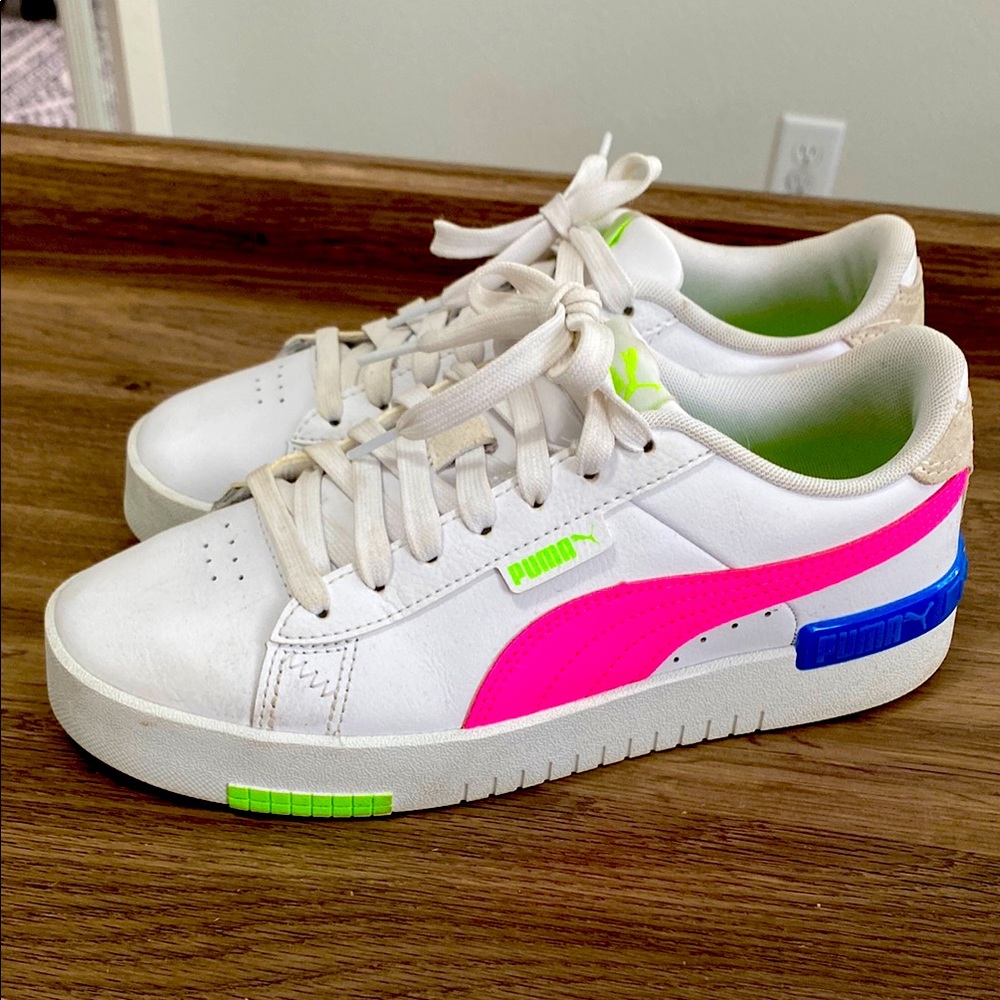 Women’s Puma neon shoes